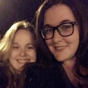 Meet your Posher, Cassandra